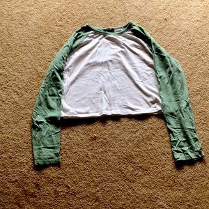 Green/white cropped baseball tee